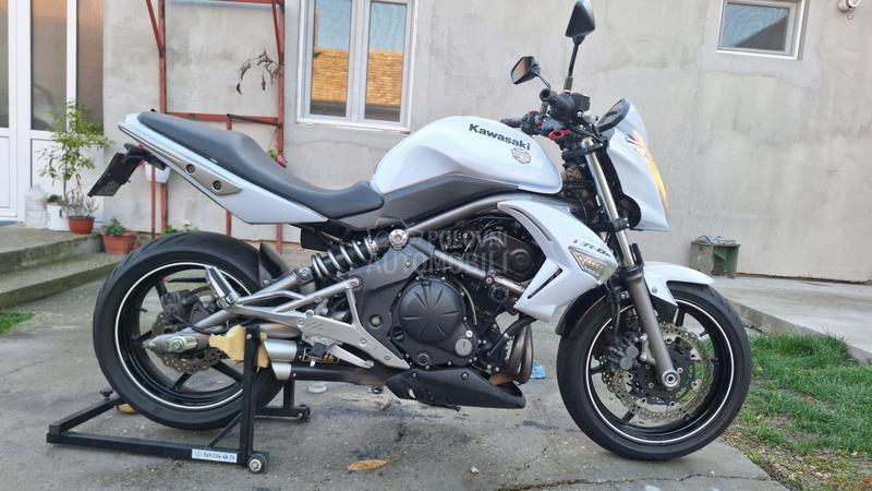Kawasaki er6n