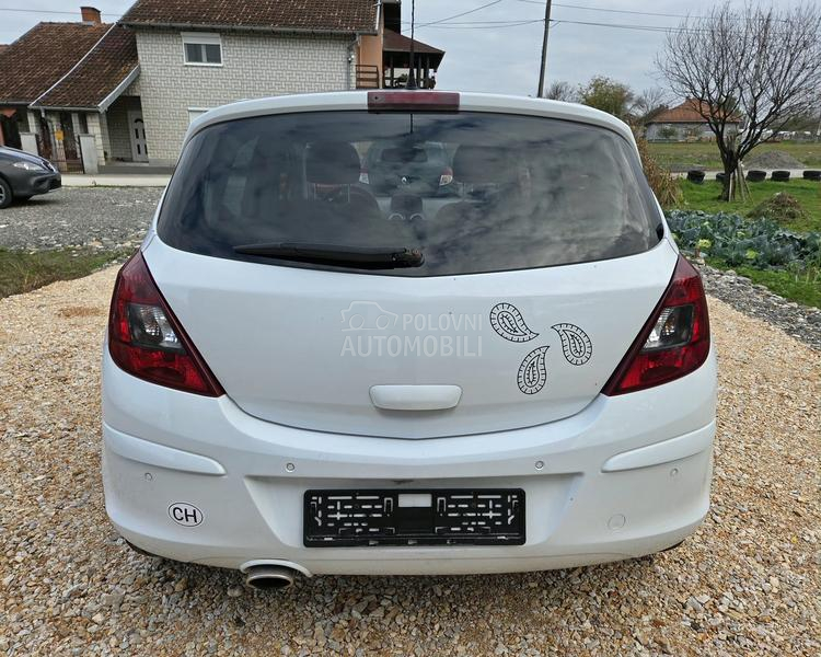 Opel Corsa D 1.4  CH NOVA GLANC