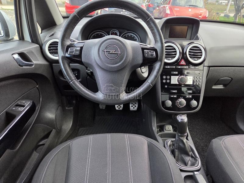 Opel Corsa D 1.4  CH NOVA GLANC