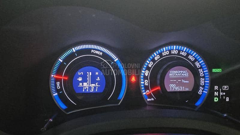 Toyota Auris HYBRID
