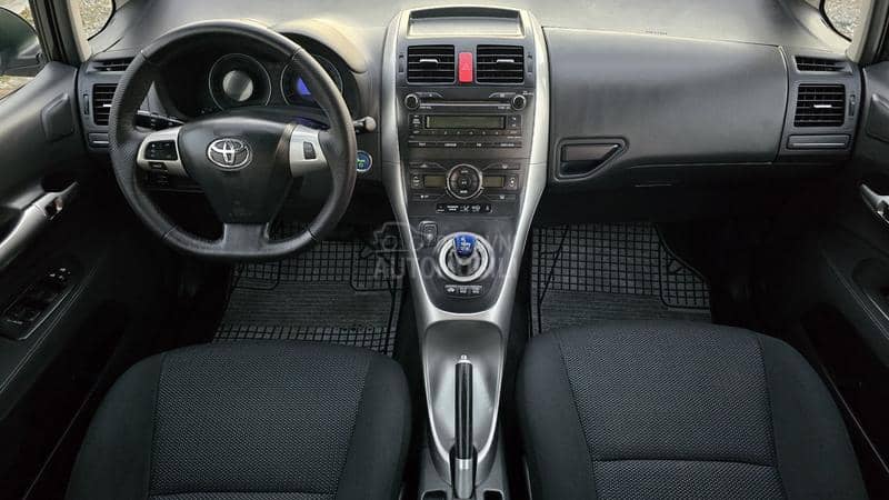Toyota Auris HYBRID