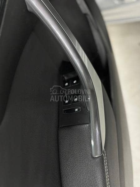 Opel Astra J 1.4T AUT/XEN/NAV CH