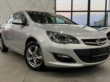 Opel Astra J 1.4T AUT/XEN/NAV CH