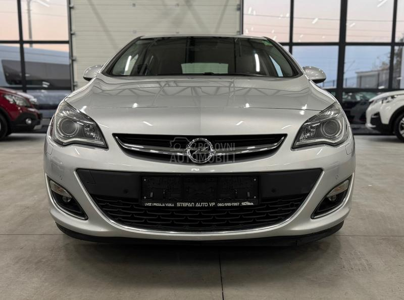 Opel Astra J 1.4T AUT/XEN/NAV CH