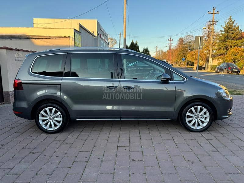 Volkswagen Sharan 2.0TDI DSG HIGHLINE