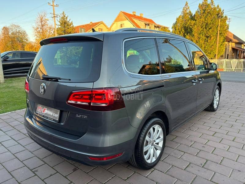 Volkswagen Sharan 2.0TDI DSG HIGHLINE
