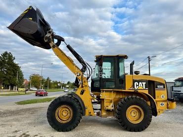 CAT 930G