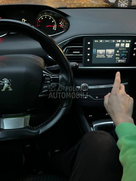 Peugeot 308 1.2 Allure Premium