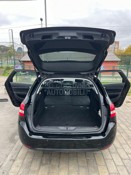 Peugeot 308 1.2 Allure Premium