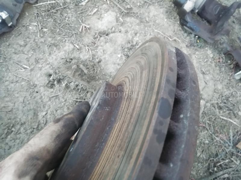 Prednji diskovi i plocice