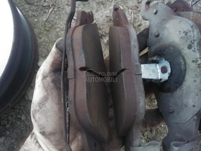 Prednji diskovi i plocice