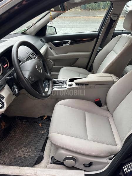 Mercedes Benz C 220 