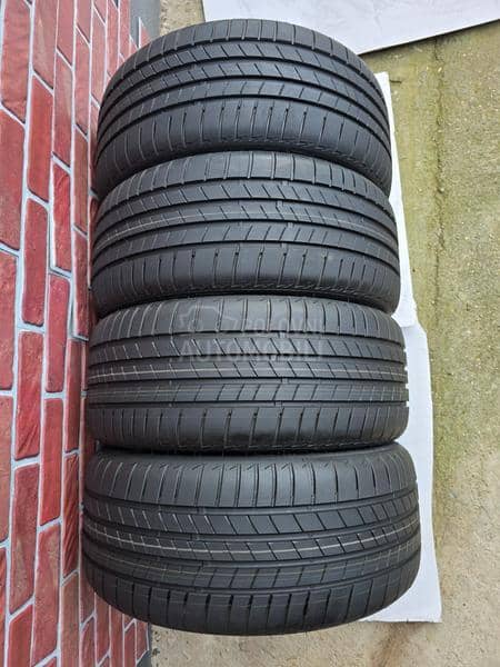 Bridgestone 225/40 R18 Letnja