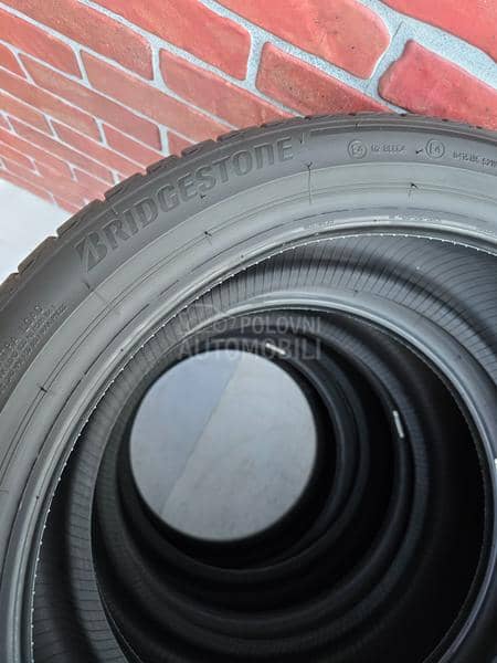 Bridgestone 225/40 R18 Letnja