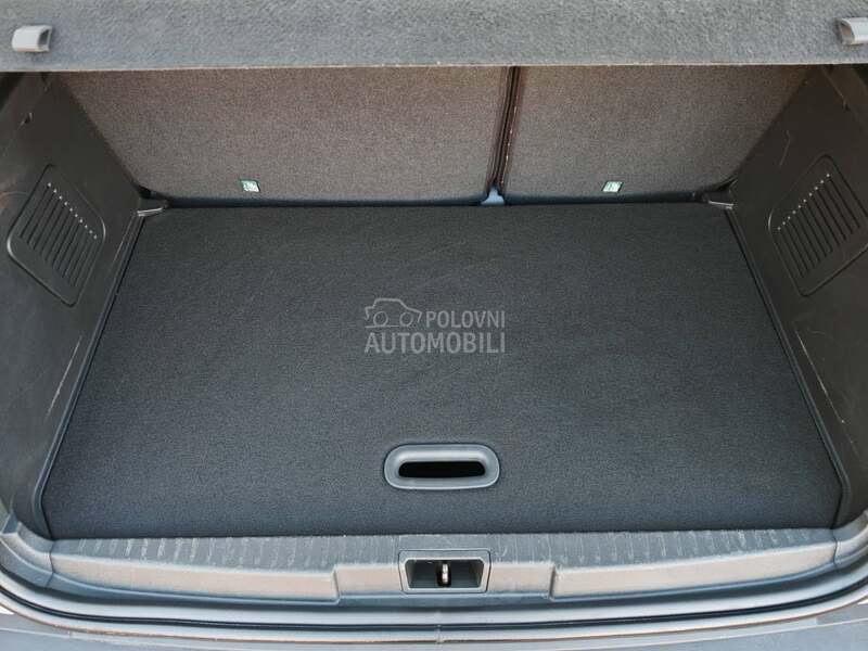 Renault Captur 1.5 DCi /EDC /INTENS