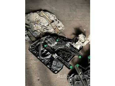 podizac i brava touareg za Volkswagen Touareg od 2011. do 2017. god.