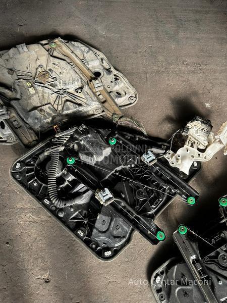 podizac i brava touareg