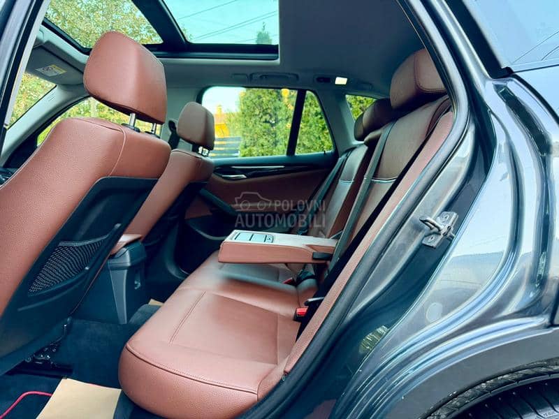 BMW X1 2.0Xdrive/Nav/Pan/AT