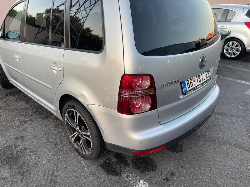 Volkswagen Touran 