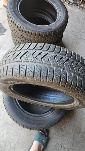 Pirelli 215/60 R16 Zimska