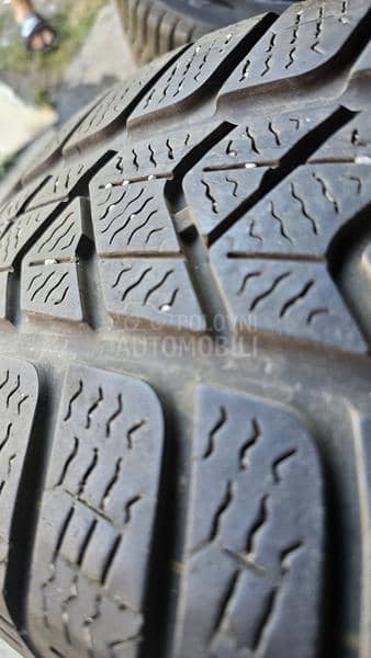 Pirelli 215/60 R16 Zimska