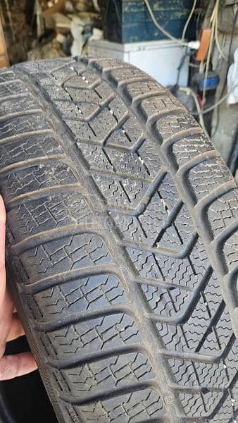 Pirelli 215/60 R16 Zimska