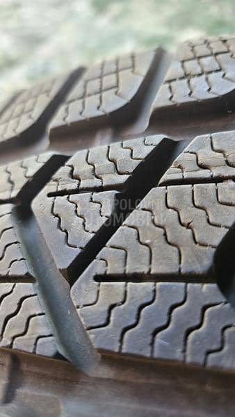 Pirelli 215/60 R16 Zimska