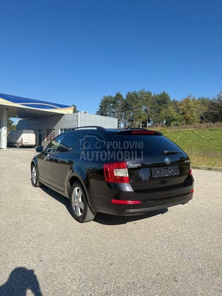 Škoda Octavia Combi / CH