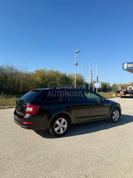Škoda Octavia Combi / CH