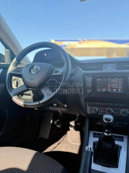 Škoda Octavia Combi / CH