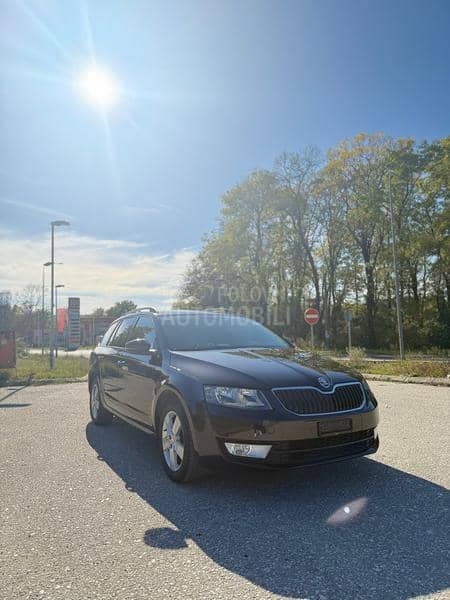 Škoda Octavia Combi / CH