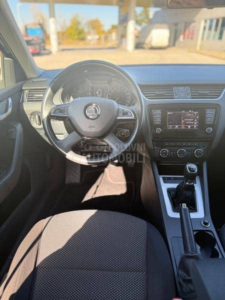 Škoda Octavia Combi / CH