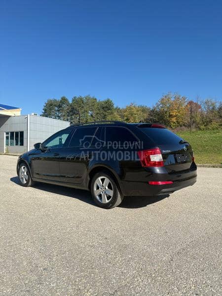 Škoda Octavia Combi / CH