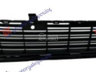 PREDNJI BRANIK SA RESETKOM (4 za Peugeot Rifter od 2019. do 2025. god.
