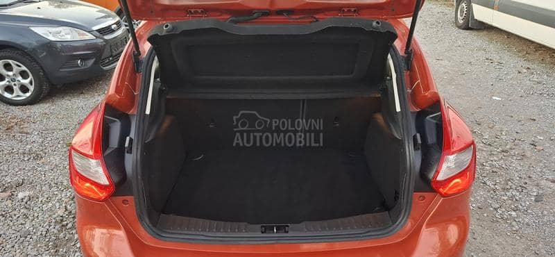 Ford Focus 1.6 A.TMOSVERAC