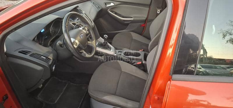 Ford Focus 1.6 A.TMOSVERAC