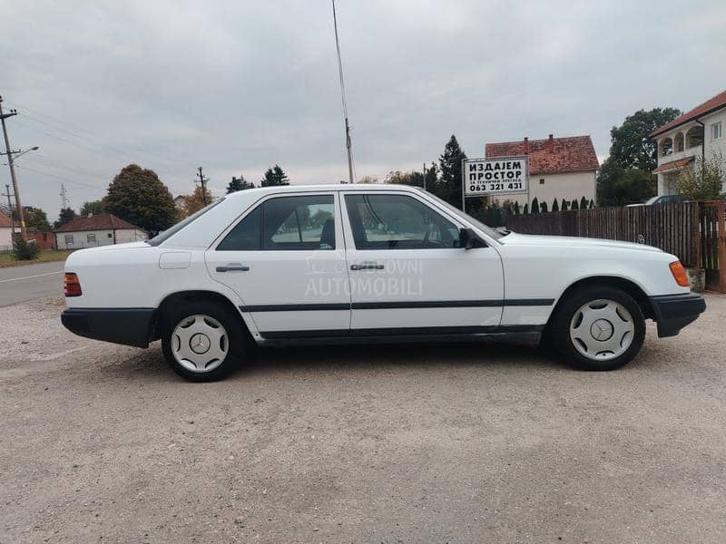 Mercedes Benz E 124 250D