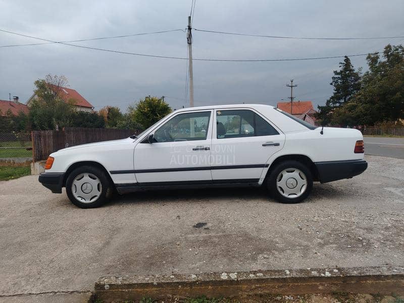 Mercedes Benz E 124 250D