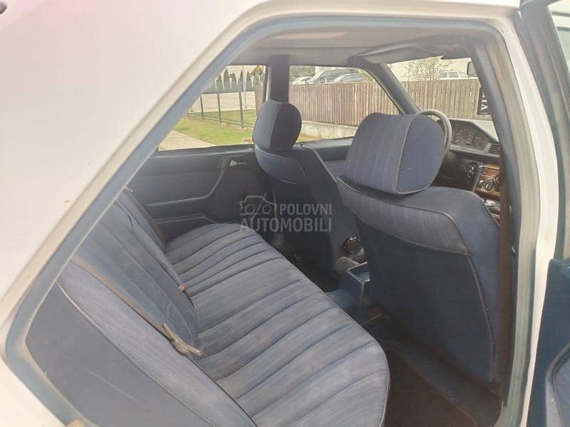 Mercedes Benz E 124 250D