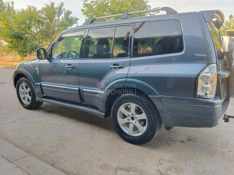 Mitsubishi Pajero 3.2 dakar edition