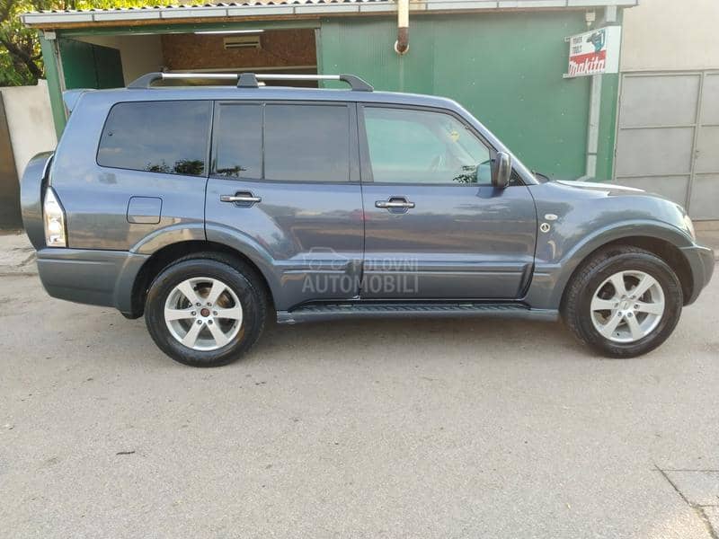 Mitsubishi Pajero 3.2 dakar edition