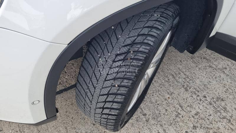 Volkswagen Tiguan 2.0 TDI DSG/4X4