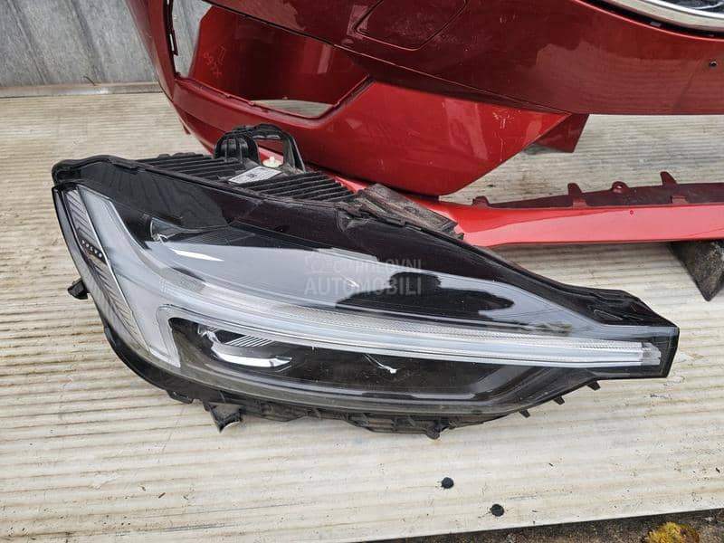 Prednjica Branik Far krilo