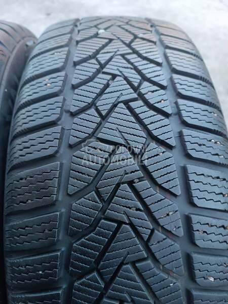 Uniroyal 205/55 R16 Zimska