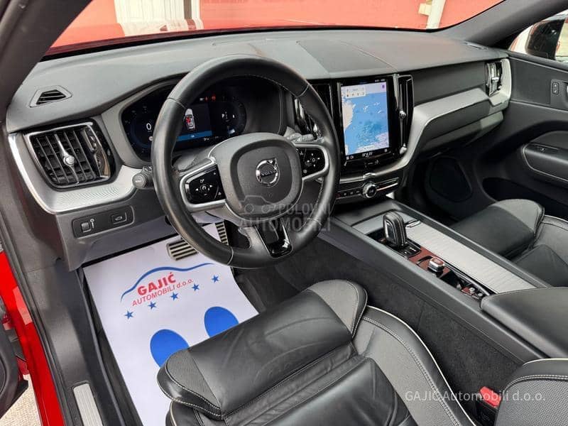 Volvo XC60 2.0 B4 AWD