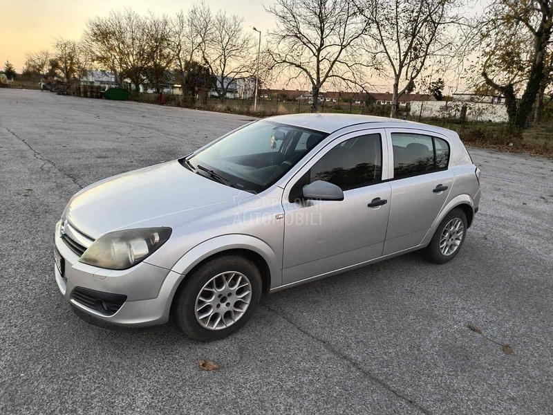 Opel Astra H 1.6