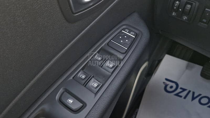 Renault Captur 0.9 82000