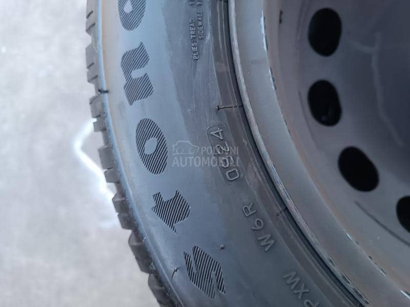 Firestone 205/60 R16 Zimska
