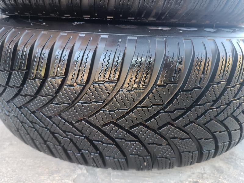 Firestone 205/60 R16 Zimska