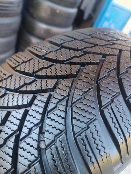 Firestone 205/60 R16 Zimska